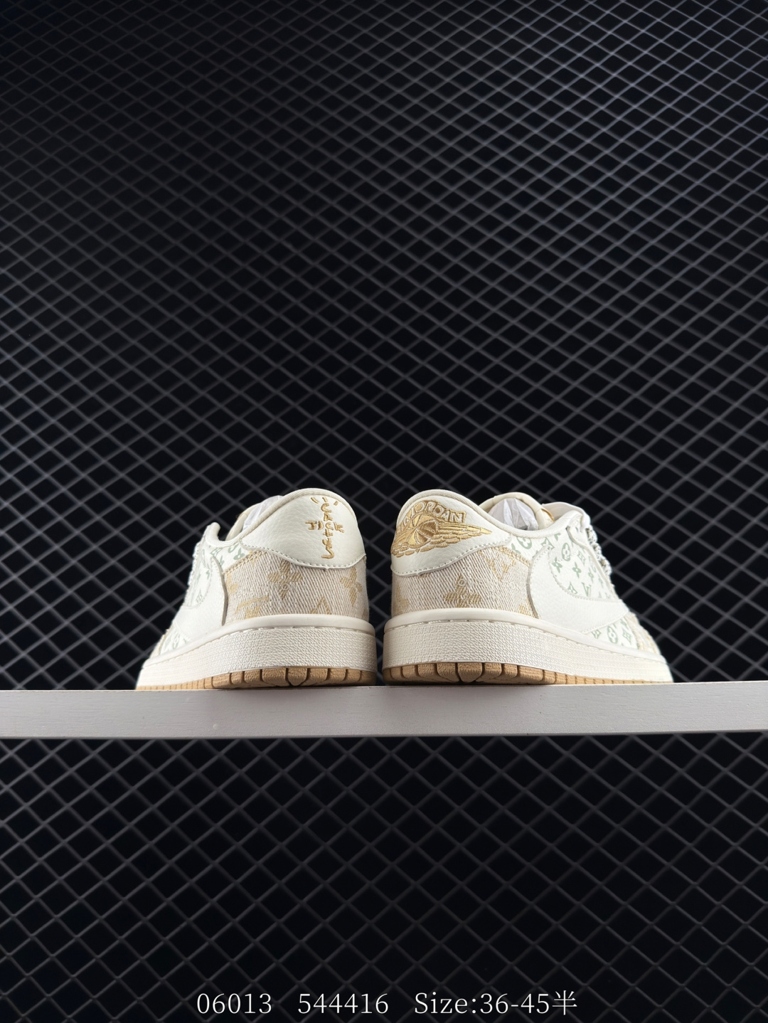 Nike Air Jordan 1 x Travis Scott AJ1